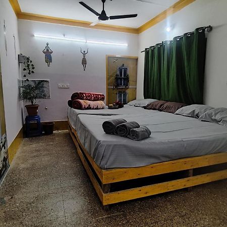 فندق Adh Amilia Gardens Narasimharaja Puram المظهر الخارجي الصورة