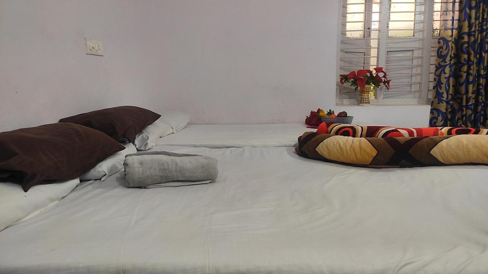 فندق Adh Amilia Gardens Narasimharaja Puram المظهر الخارجي الصورة